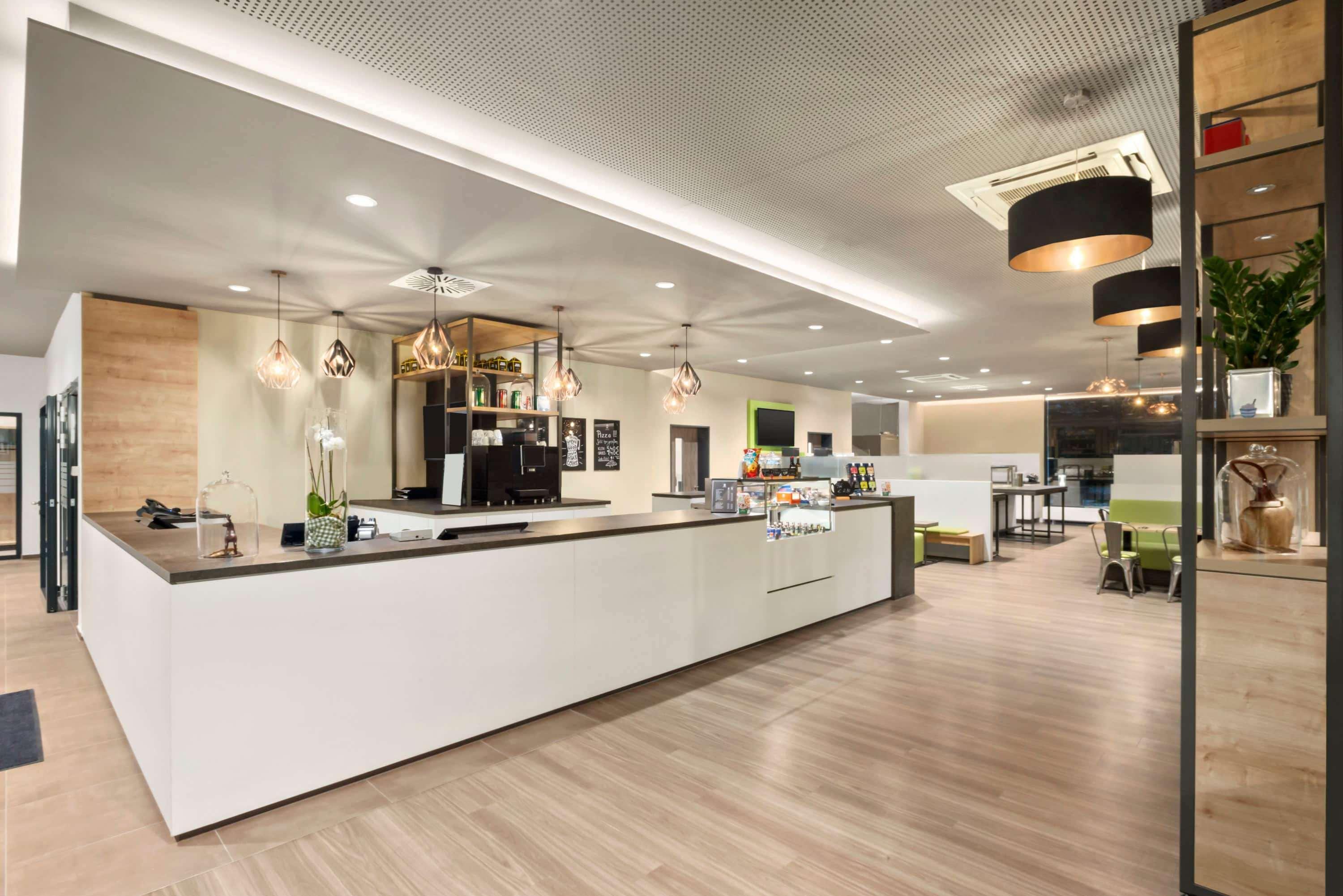 ซูเปอร์ 8 บาย วินด์แฮม มิวนิคซิตี้ นอร์ท Hotel มิวนิก ภายนอก รูปภาพ